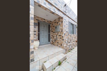 Casa à venda com 136m², 3 quartos e 1 vaga Casa à venda com 136m², 3 quartos e 1 vagaFachada