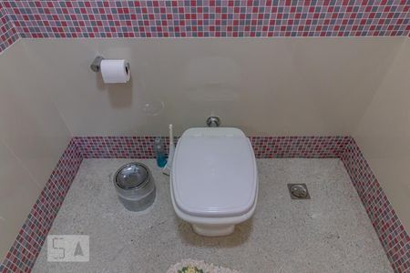 Casa à venda com 400m², 3 quartos e 6 vagasLavabo 