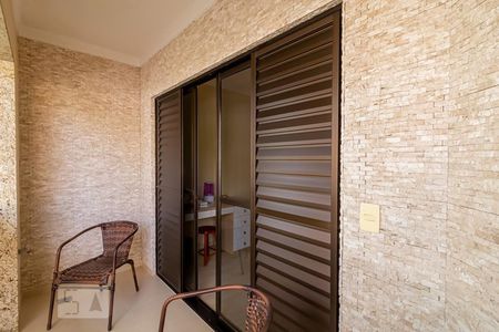 Casa à venda com 400m², 3 quartos e 6 vagasSacada da Suíte 