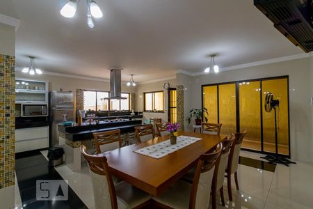 Casa à venda com 400m², 3 quartos e 6 vagasCopa 