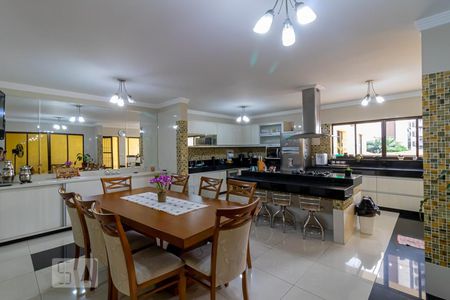 Casa à venda com 400m², 3 quartos e 6 vagasCopa 