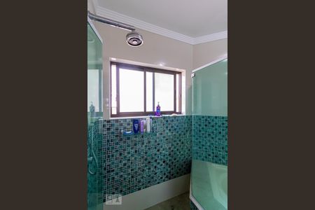 Casa à venda com 400m², 3 quartos e 6 vagasBanheiro da Suíte 