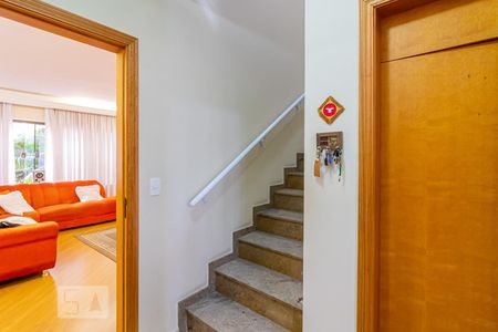 Hall  de casa à venda com 3 quartos, 400m² em Cursino, São Paulo