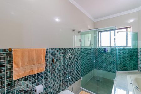 Casa à venda com 400m², 3 quartos e 6 vagasBanheiro da Suíte 