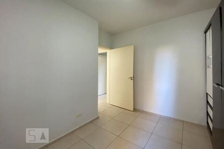 Quarto 2 de apartamento para alugar com 2 quartos, 55m² em Jardim Sao Carlos, Sorocaba