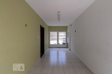 Garagem de casa para alugar com 3 quartos, 130m² em Vila Canero, São Paulo