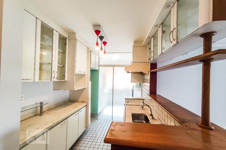 Apartamento para alugar com 98m², 3 quartos e 2 vagasCozinha