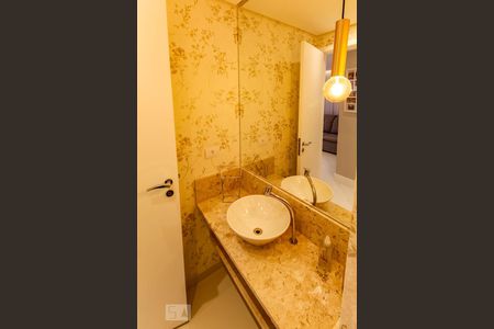 Lavabo de apartamento à venda com 3 quartos, 160m² em Vila Rosália, Guarulhos