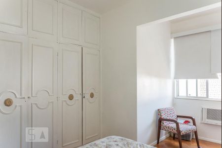 Apartamento à venda com 160m², 3 quartos e 1 vagaQuarto 2