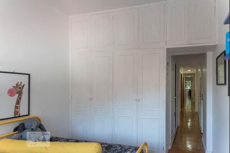 Apartamento à venda com 160m², 3 quartos e 1 vagaQuarto 1