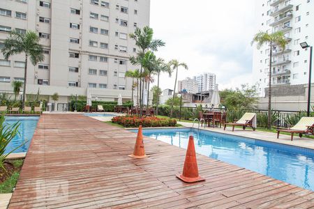 Apartamento à venda com 178m², 3 quartos e 3 vagas Apartamento à venda com 178m², 3 quartos e 3 vagasPiscina