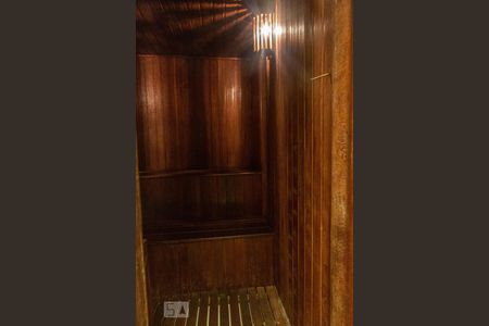 Apartamento à venda com 178m², 3 quartos e 3 vagas Apartamento à venda com 178m², 3 quartos e 3 vagasSauna