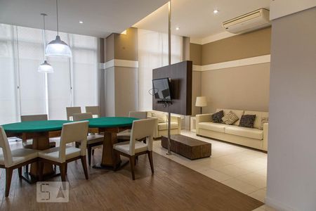 Apartamento à venda com 178m², 3 quartos e 3 vagas Apartamento à venda com 178m², 3 quartos e 3 vagasSalão de Jogos