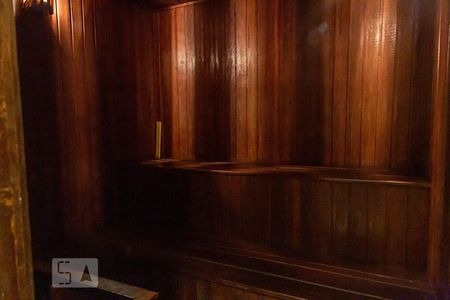 Apartamento à venda com 178m², 3 quartos e 3 vagas Apartamento à venda com 178m², 3 quartos e 3 vagasSauna