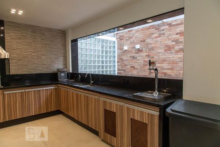 Apartamento à venda com 178m², 3 quartos e 3 vagas Apartamento à venda com 178m², 3 quartos e 3 vagasSalão de Festas