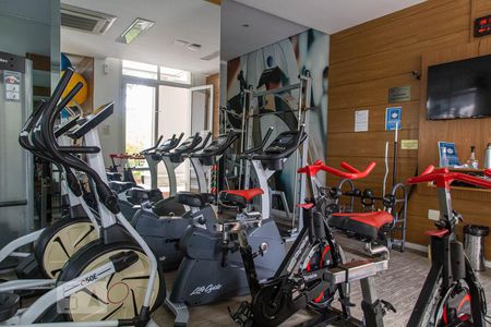 Apartamento à venda com 178m², 3 quartos e 3 vagas Apartamento à venda com 178m², 3 quartos e 3 vagasAcademia