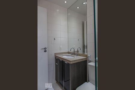 Apartamento à venda com 178m², 3 quartos e 3 vagas Apartamento à venda com 178m², 3 quartos e 3 vagasBanheiro Suíte 3