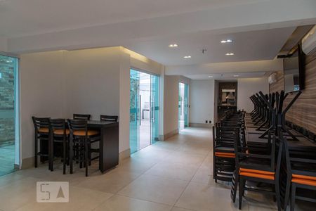 Apartamento à venda com 178m², 3 quartos e 3 vagas Apartamento à venda com 178m², 3 quartos e 3 vagasSalão de Festas