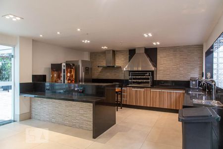 Apartamento à venda com 178m², 3 quartos e 3 vagas Apartamento à venda com 178m², 3 quartos e 3 vagasSalão de Festas