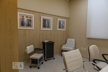 Apartamento à venda com 178m², 3 quartos e 3 vagas Apartamento à venda com 178m², 3 quartos e 3 vagasEspaço Beleza