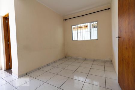 Sala de casa para alugar com 3 quartos, 126m² em Vila Nova Alba, São Paulo