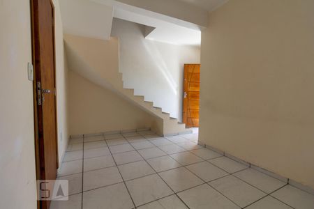 Sala de casa para alugar com 3 quartos, 126m² em Vila Nova Alba, São Paulo