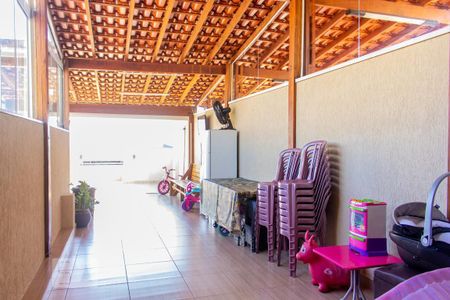 Apartamento à venda com 130m², 2 quartos e 2 vagasCobertura