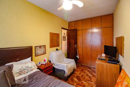 Casa à venda com 225m², 3 quartos e 2 vagasQuarto 1