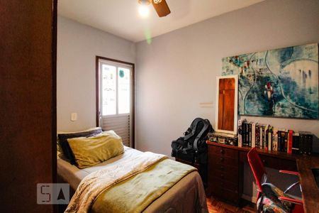 Casa à venda com 225m², 3 quartos e 2 vagasQuarto 3