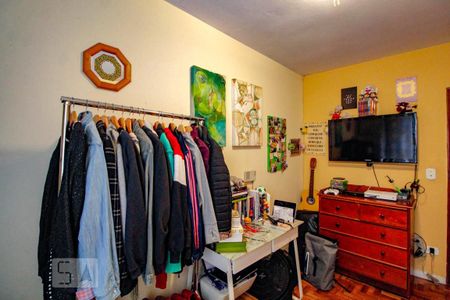 Casa à venda com 225m², 3 quartos e 2 vagasQuarto 2