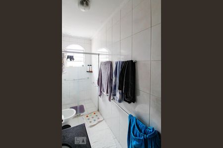 Casa à venda com 225m², 3 quartos e 2 vagasBanheiro