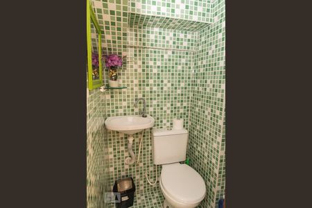 Lavabo de casa à venda com 4 quartos, 126m² em Saúde, São Paulo