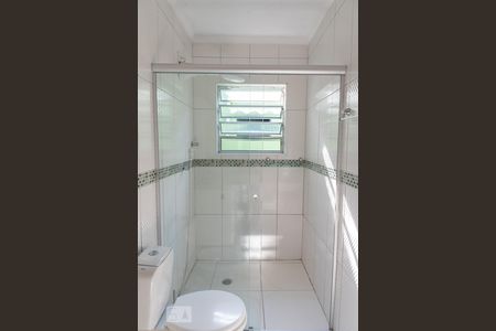 Casa à venda com 126m², 4 quartos e 2 vagasBanheiro da suíte 2