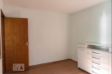 Casa à venda com 126m², 4 quartos e 2 vagasSuíte 2