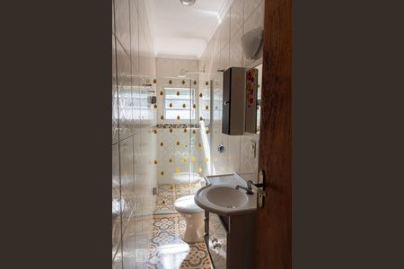 Casa à venda com 126m², 4 quartos e 2 vagasBanheiro