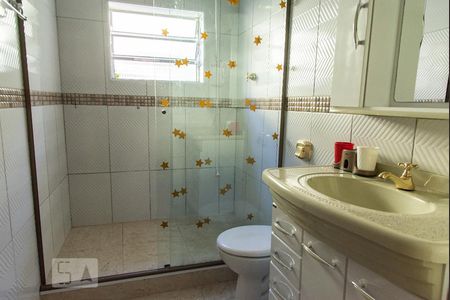 Casa à venda com 126m², 4 quartos e 2 vagasBanheiro da suíte 1