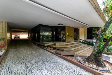 Apartamento à venda com 60m², 2 quartos e 1 vagaEntrada 