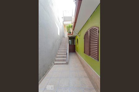 Casa à venda com 250m², 2 quartos e 1 vagaFachada