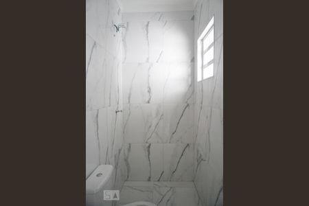 Apartamento para alugar com 45m², 2 quartos e sem vaga Apartamento para alugar com 45m², 2 quartos e sem vagaBanheiro