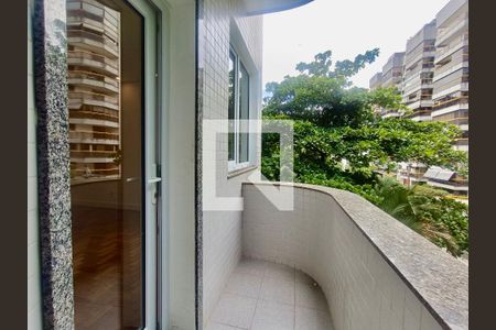 Varanda de apartamento à venda com 3 quartos, 106m² em Leblon, Rio de Janeiro