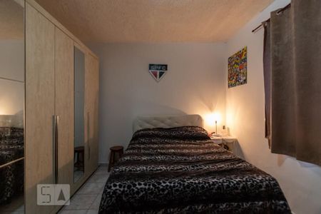 Casa para alugar com 250m², 3 quartos e 2 vagas Casa para alugar com 250m², 3 quartos e 2 vagasQuarto