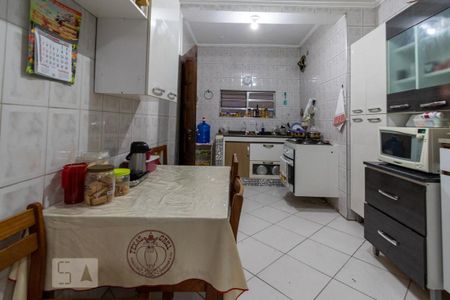 Casa para alugar com 250m², 3 quartos e 2 vagas Casa para alugar com 250m², 3 quartos e 2 vagasCozinha