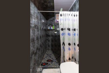 Casa para alugar com 250m², 3 quartos e 2 vagas Casa para alugar com 250m², 3 quartos e 2 vagasBanheiro da Suíte 1