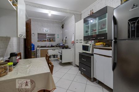 Casa para alugar com 250m², 3 quartos e 2 vagas Casa para alugar com 250m², 3 quartos e 2 vagasCozinha