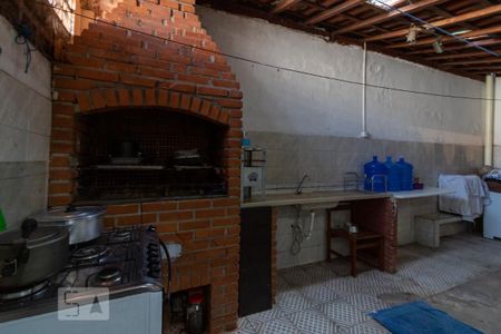 Casa para alugar com 250m², 3 quartos e 2 vagas Casa para alugar com 250m², 3 quartos e 2 vagasChurrasqueira