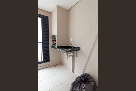 Varanda sala e área de serviço de apartamento à venda com 2 quartos, 63m² em Alphaville Empresarial, Barueri