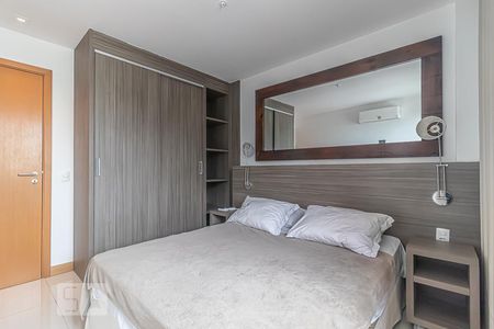 Quarto de apartamento para alugar com 1 quarto, 52m² em Jacarepaguá, Rio de Janeiro