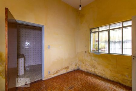 Casa à venda com 198m², 4 quartos e 1 vagaCasa 3 / Quarto 