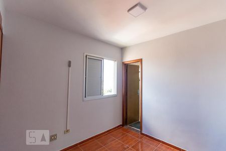 Suíte de apartamento à venda com 3 quartos, 90m² em Vila Granada, São Paulo