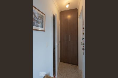 Apartamento à venda com 160m², 3 quartos e 3 vagasArmário da Suíte 2